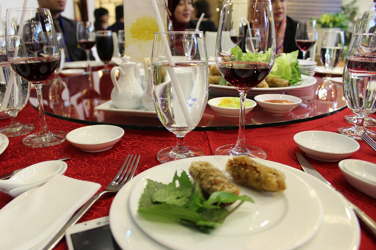 Benefits of eating out as opposed to cooking at home.