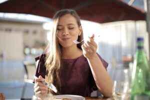 Cooking at home vs. Eating Out